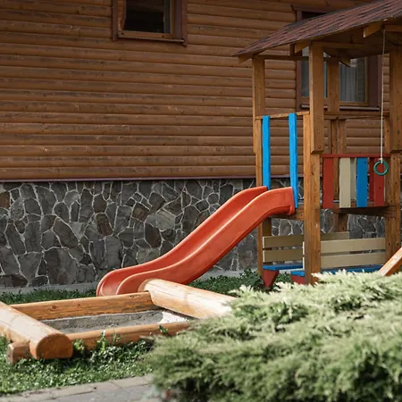 Aura Karpat Guest house 4*