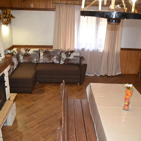 Aura Karpat Guest house 4*