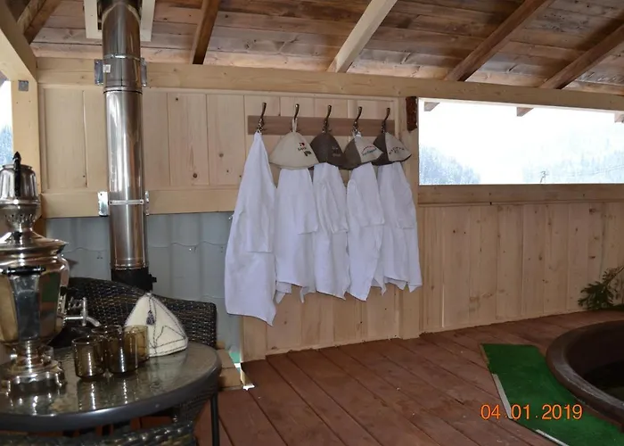 Aura Karpat Konukevi