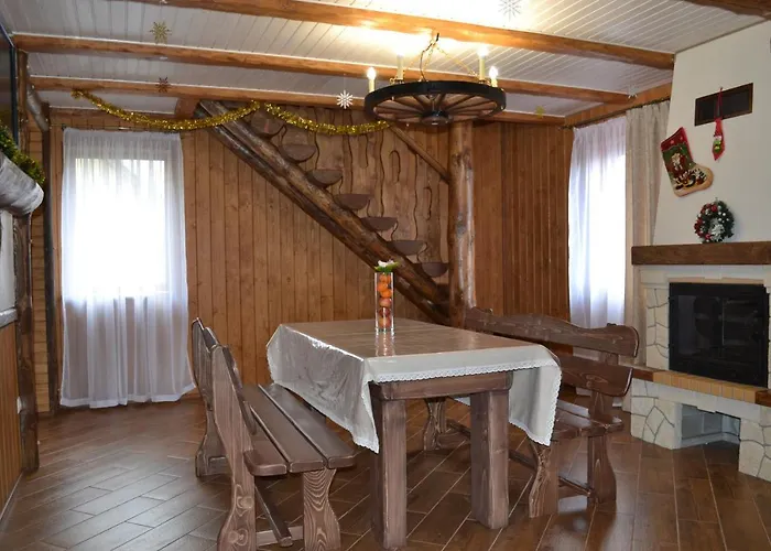 Aura Karpat Konukevi 4*