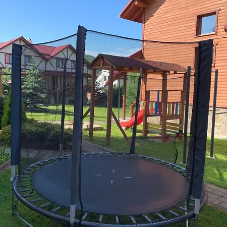 Aura Karpat 4*